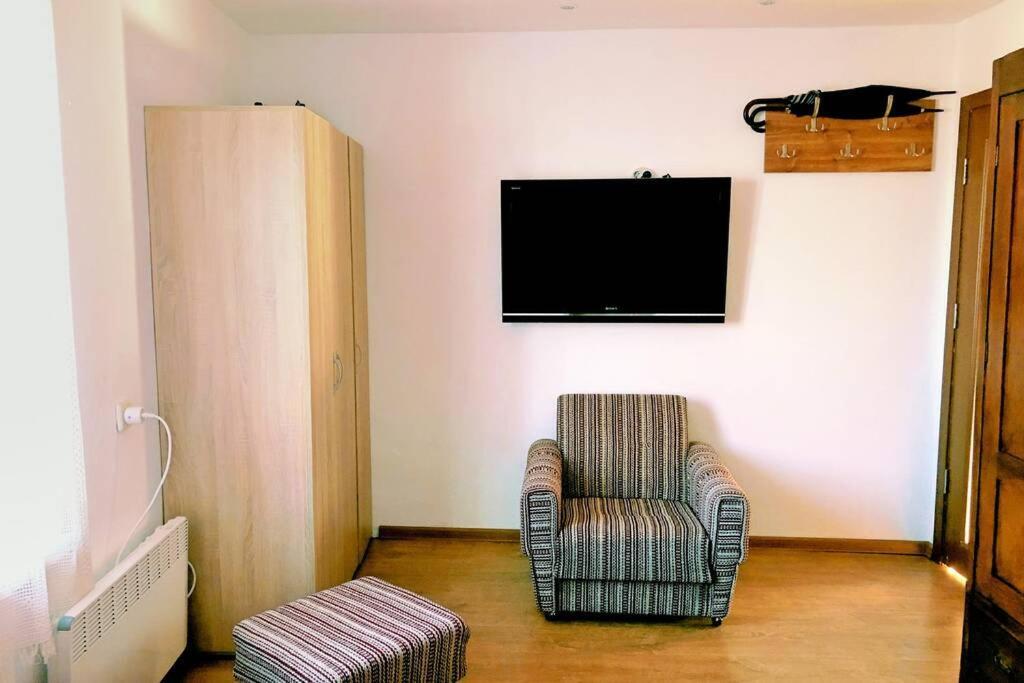 Нouse With Cute Little Yard Apartment Plovdiv Exterior photo